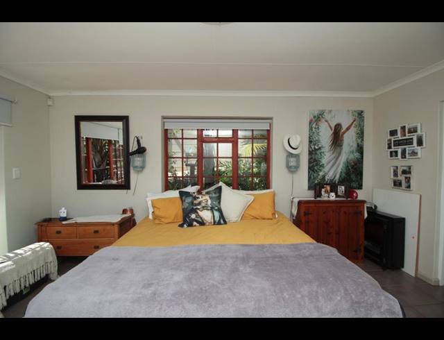 3 BEDROOM HOUSE FOR SALE IN FRAAIUITSIG